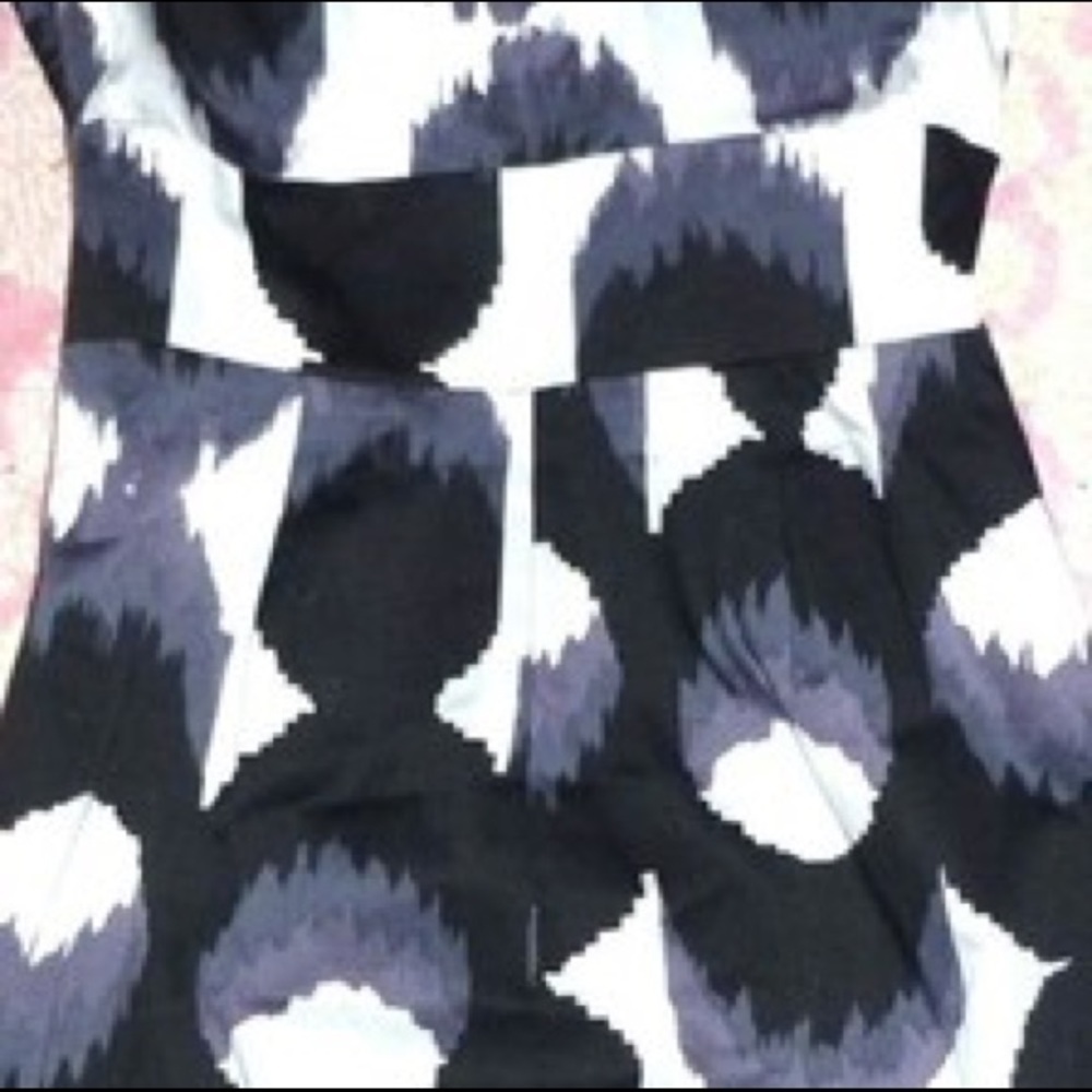 Boden, Black, Gray & Cream Ikat Sheath, Chic & Form Flattering! EUC,Size 4 - Picture 3 of 13